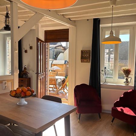 Villa Fontaine Avec Piscine Interieur Chauffee-Maison De Campagne Familiale -Ideal Vacances Ou Sejour Professionnel -3 Chambres-Bureau Separe -Lit Bebe - Parking Facile & Gratuit Exterior foto