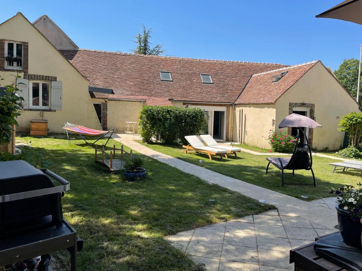 Villa Fontaine Avec Piscine Interieur Chauffee-Maison De Campagne Familiale -Ideal Vacances Ou Sejour Professionnel -3 Chambres-Bureau Separe -Lit Bebe - Parking Facile & Gratuit Exterior foto