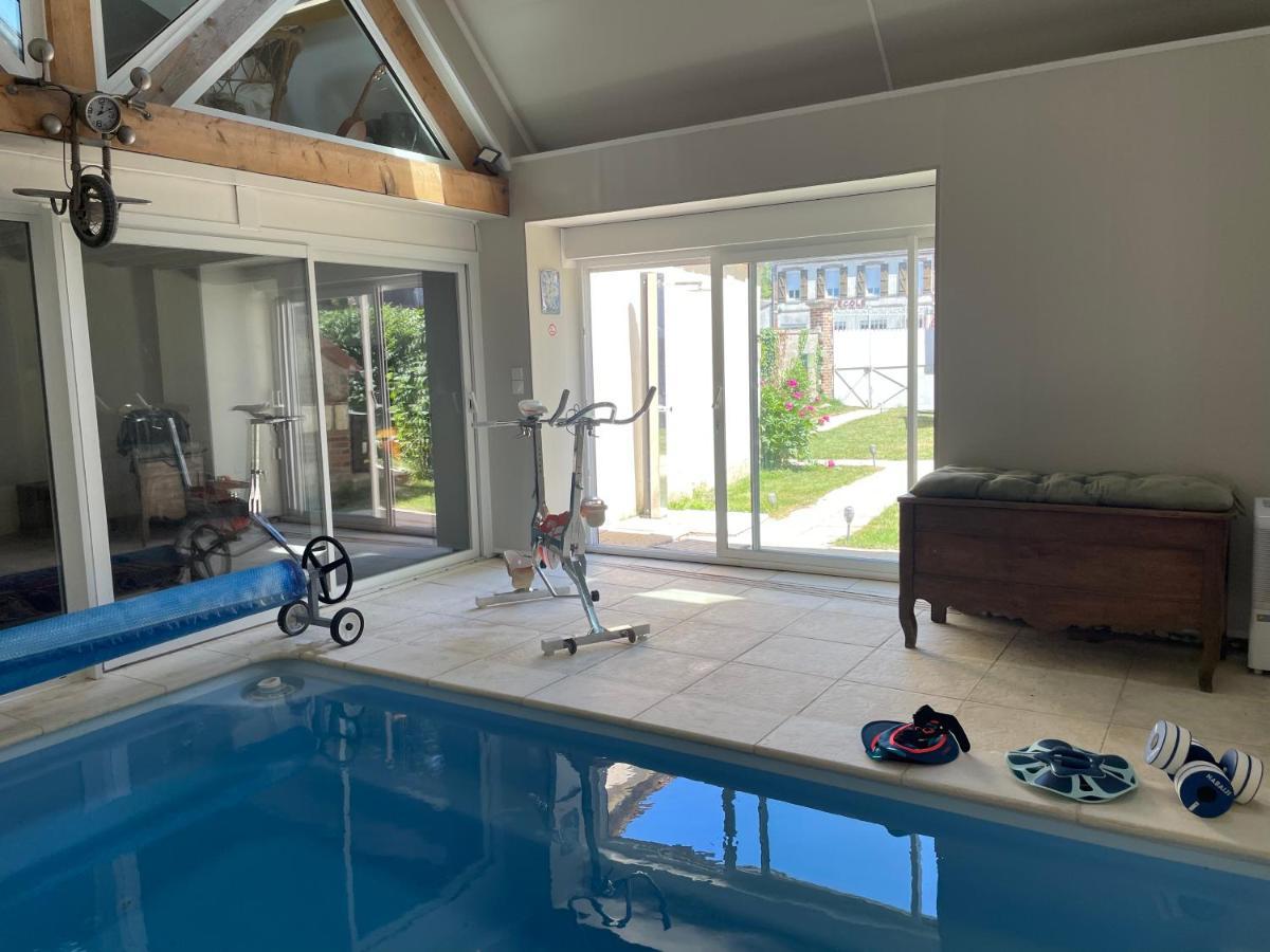 Villa Fontaine Avec Piscine Interieur Chauffee-Maison De Campagne Familiale -Ideal Vacances Ou Sejour Professionnel -3 Chambres-Bureau Separe -Lit Bebe - Parking Facile & Gratuit Exterior foto
