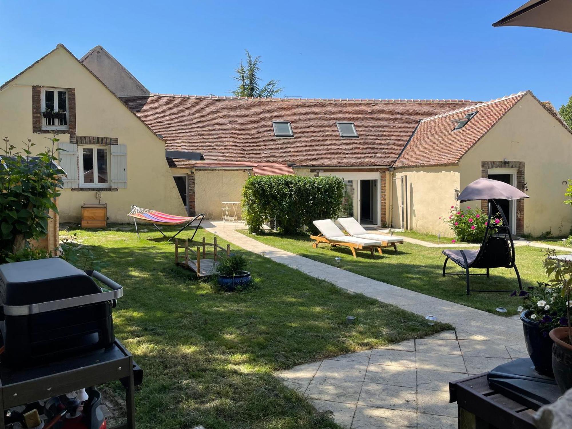 Villa Fontaine Avec Piscine Interieur Chauffee-Maison De Campagne Familiale -Ideal Vacances Ou Sejour Professionnel -3 Chambres-Bureau Separe -Lit Bebe - Parking Facile & Gratuit Cameră foto