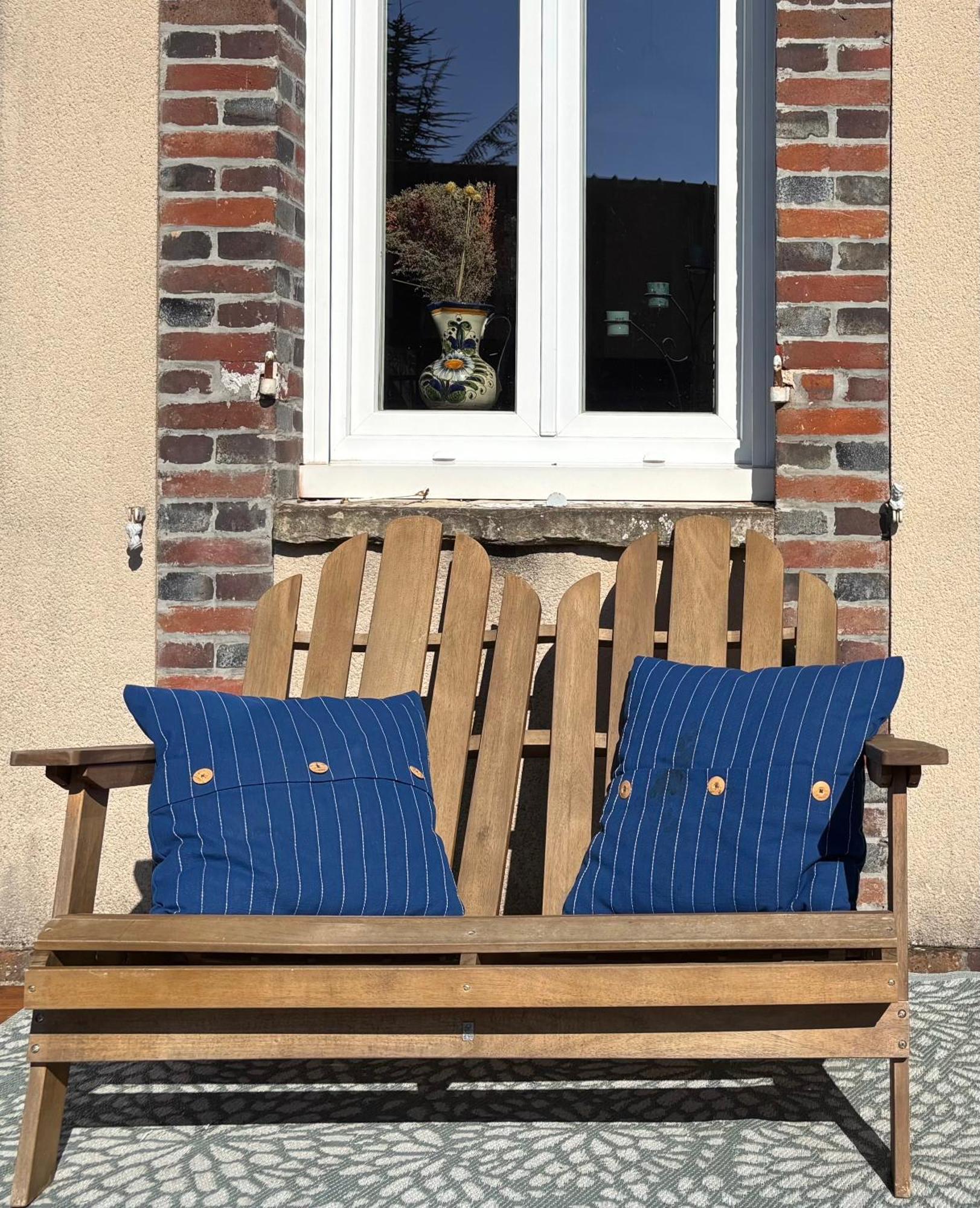 Villa Fontaine Avec Piscine Interieur Chauffee-Maison De Campagne Familiale -Ideal Vacances Ou Sejour Professionnel -3 Chambres-Bureau Separe -Lit Bebe - Parking Facile & Gratuit Exterior foto